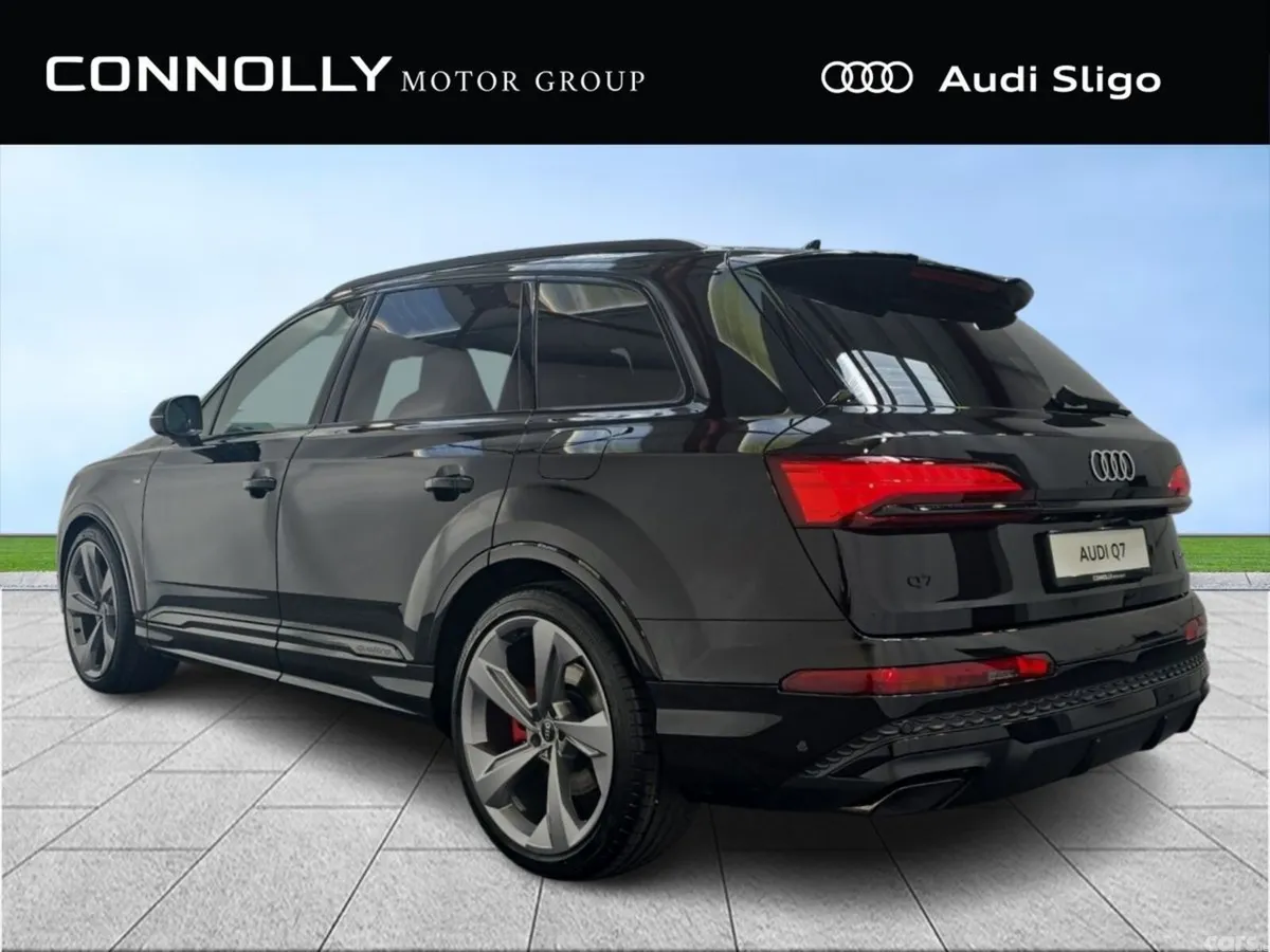Audi Q7 SUV, Petrol Plug-in Hybrid, 2027, Black