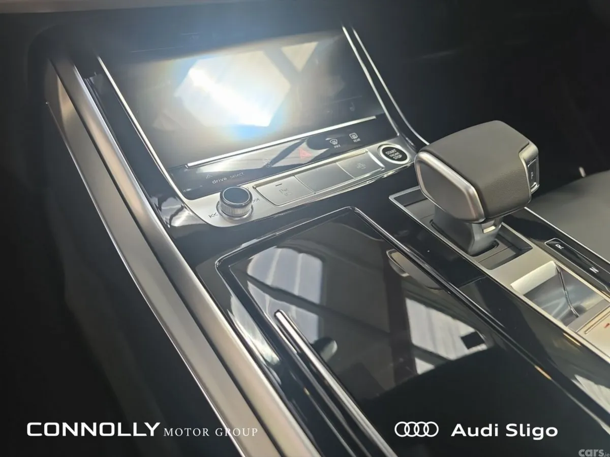 Audi Q7 SUV, Petrol Plug-in Hybrid, 2027, Black