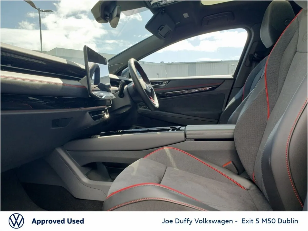 Volkswagen ID.7 Hatchback, Electric, 2026, Blue