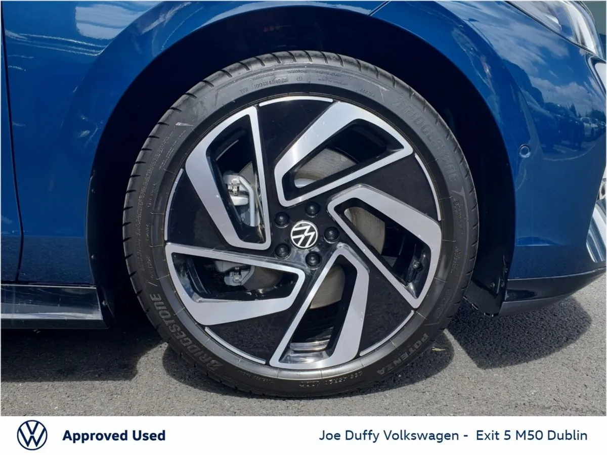 Volkswagen ID.7 Hatchback, Electric, 2026, Blue