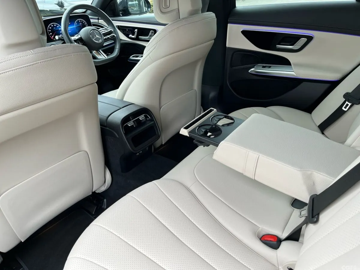 Mercedes-Benz E-Class Saloon, Diesel Plug-in Hybrid, 2025, Black