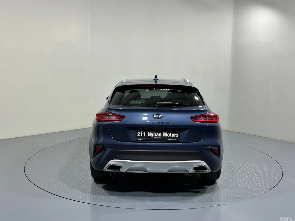 Kia XCeed Hatchback, Diesel, 2021, Blue