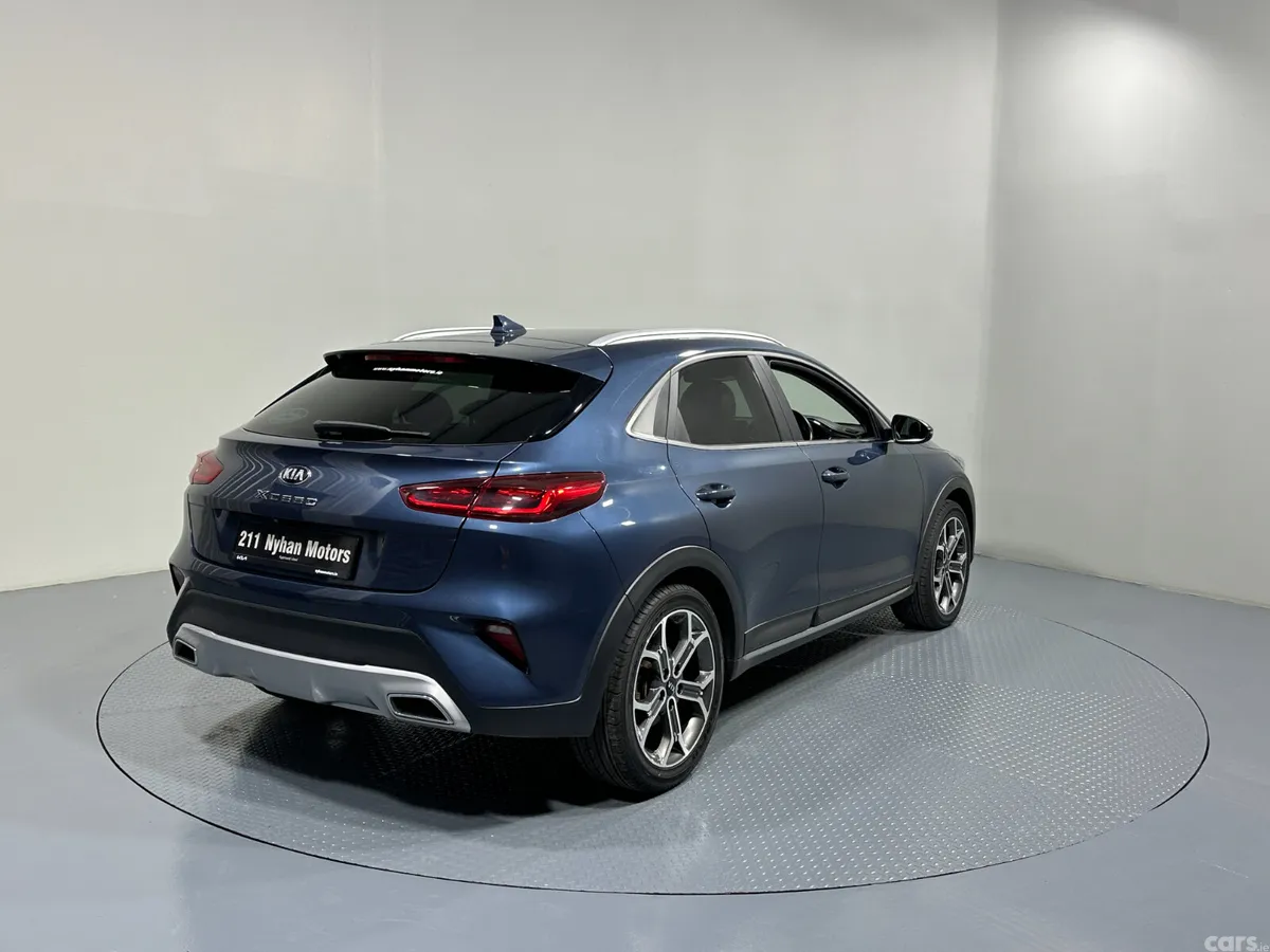 Kia XCeed Hatchback, Diesel, 2021, Blue