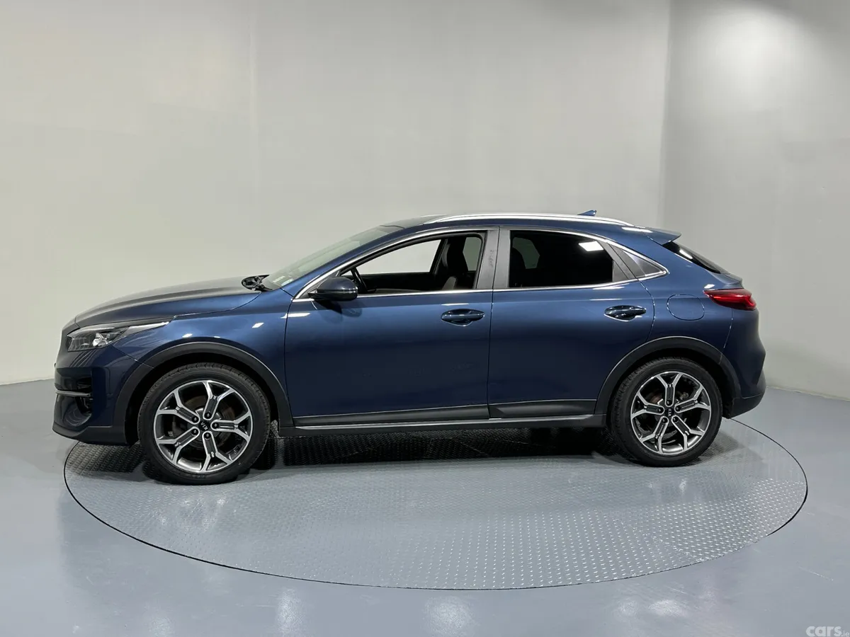 Kia XCeed Hatchback, Diesel, 2021, Blue