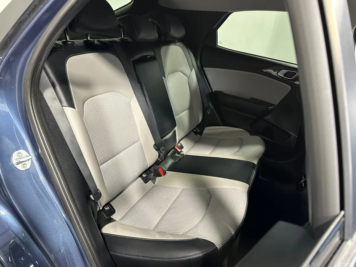 Kia XCeed Hatchback, Diesel, 2021, Blue