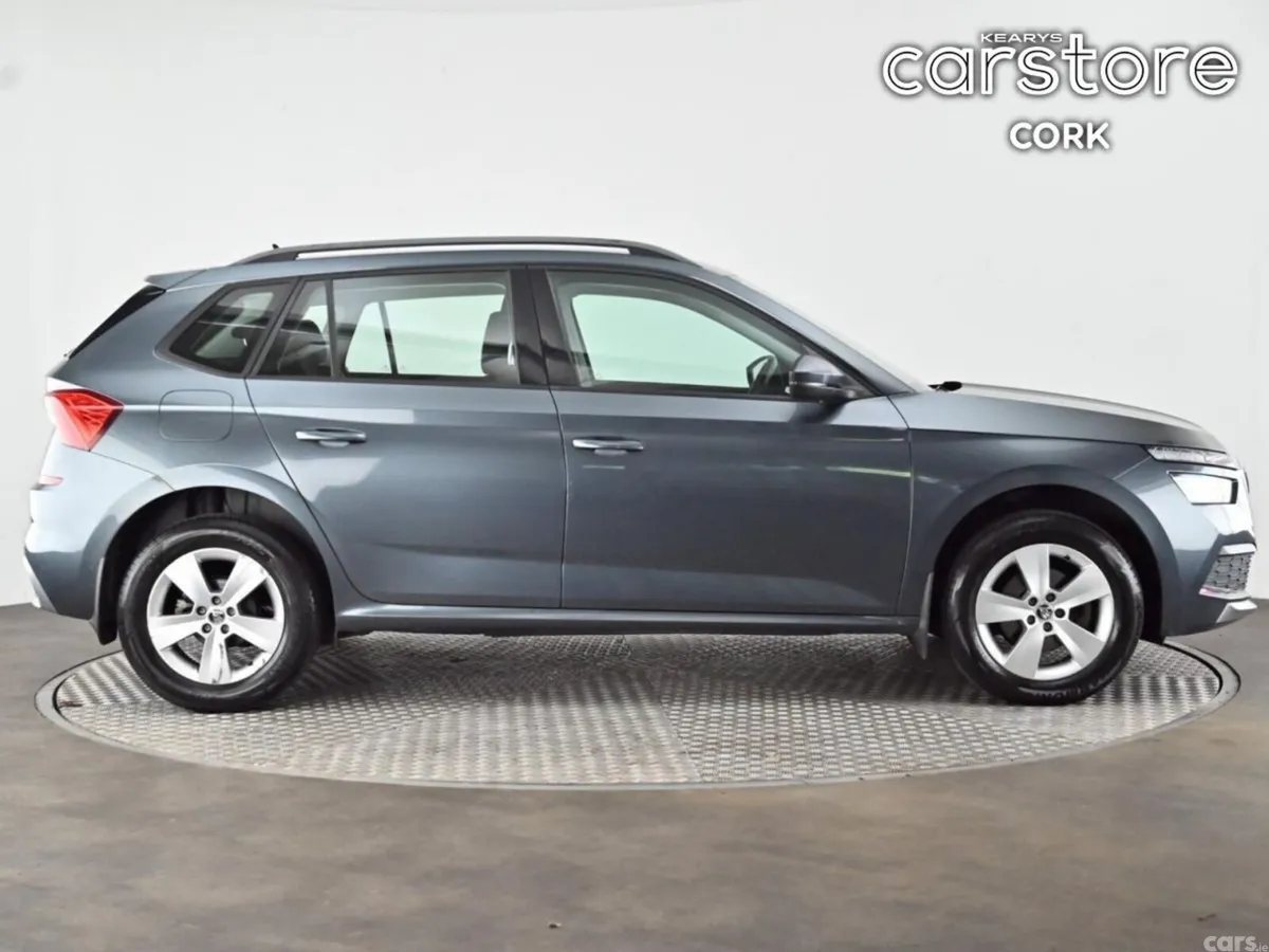 Skoda Kamiq Hatchback, Petrol, 2021, Grey