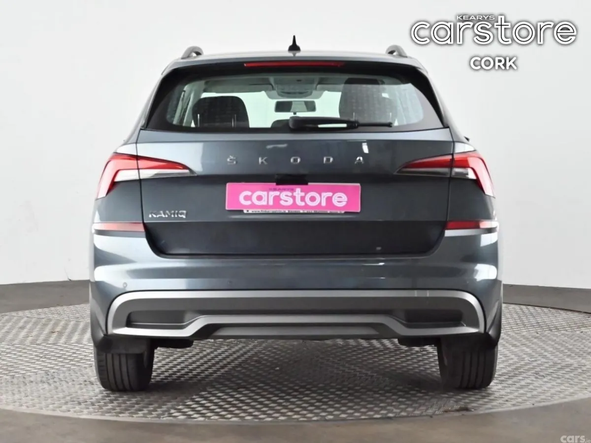 Skoda Kamiq Hatchback, Petrol, 2021, Grey
