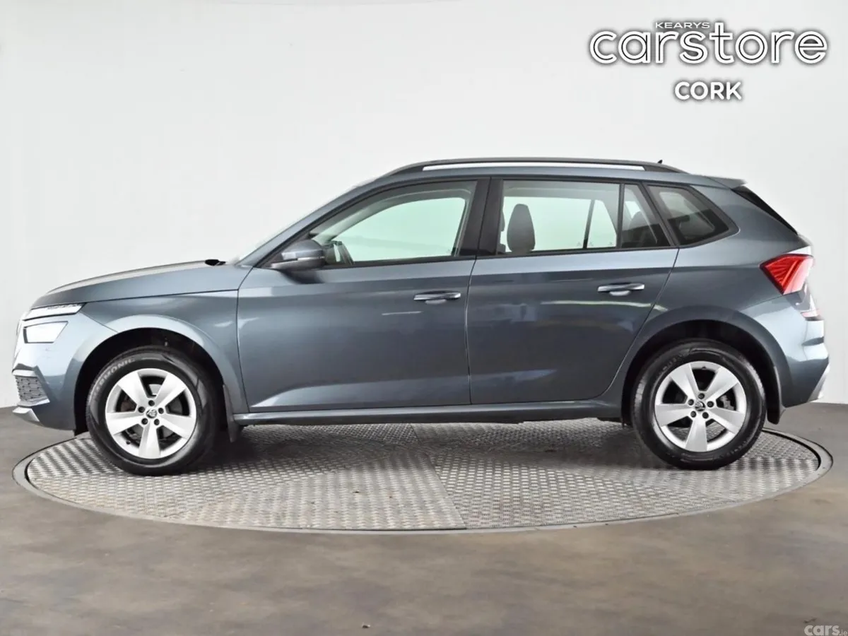 Skoda Kamiq Hatchback, Petrol, 2021, Grey
