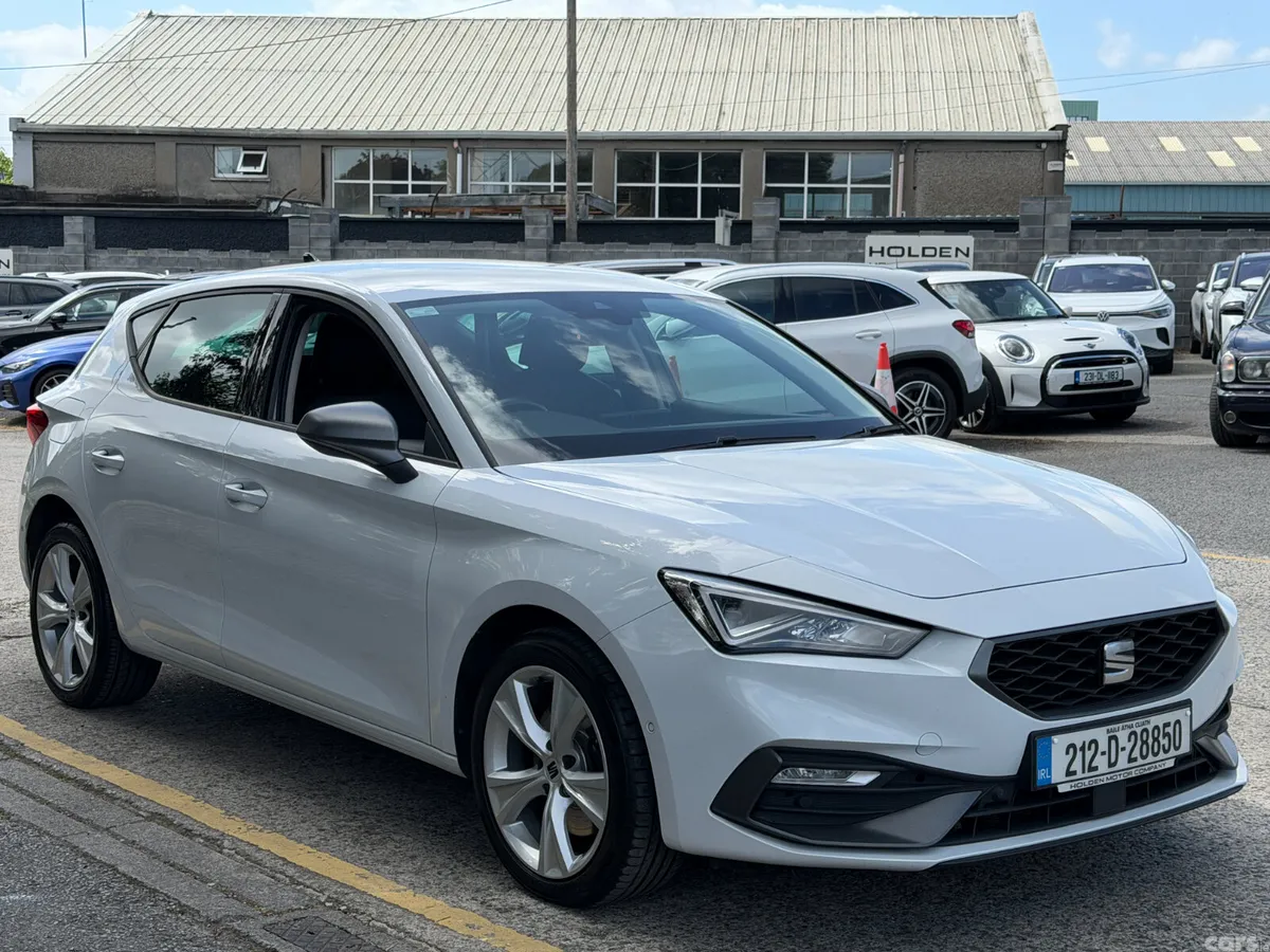 SEAT Leon Hatchback, Petrol Plug-in Hybrid, 2021, White