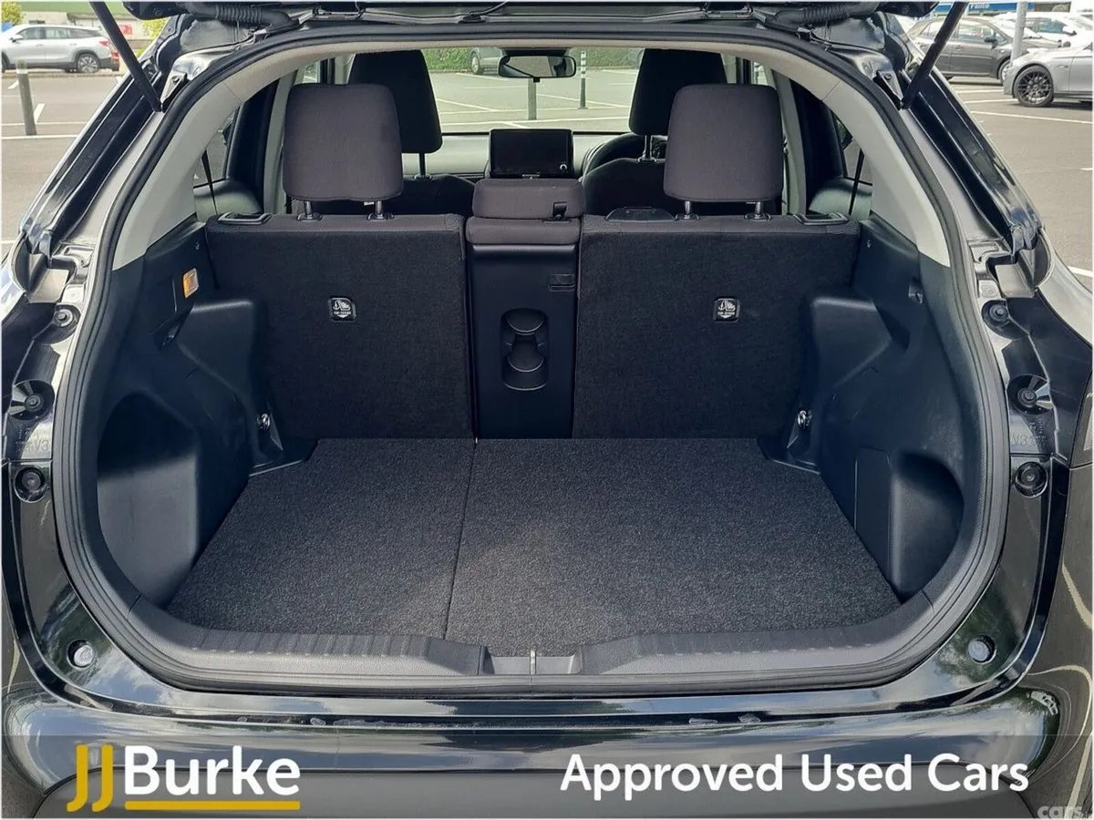 Toyota Yaris Hatchback, Petrol, 2024, Black