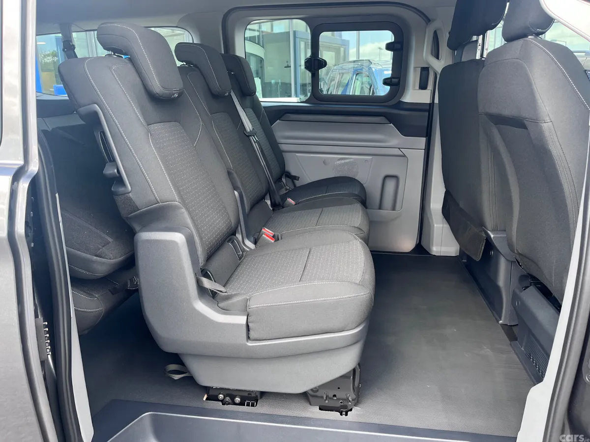 Ford Tourneo Custom MPV, Petrol Plug-in Hybrid, 2027, Grey