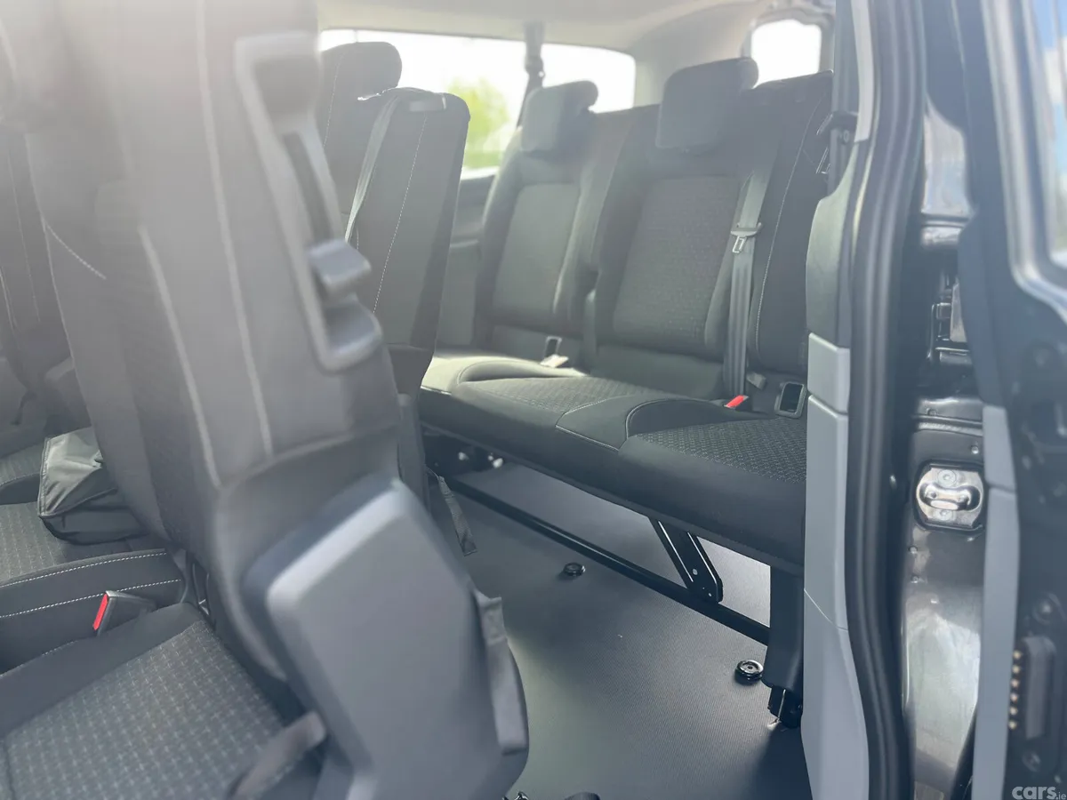 Ford Tourneo Custom MPV, Petrol Plug-in Hybrid, 2027, Grey