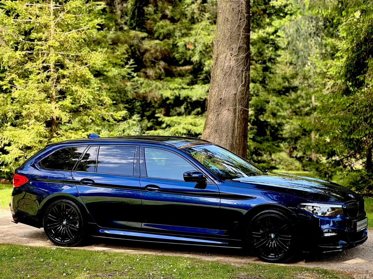 BMW 5-Series Estate, Diesel, 2019, Blue