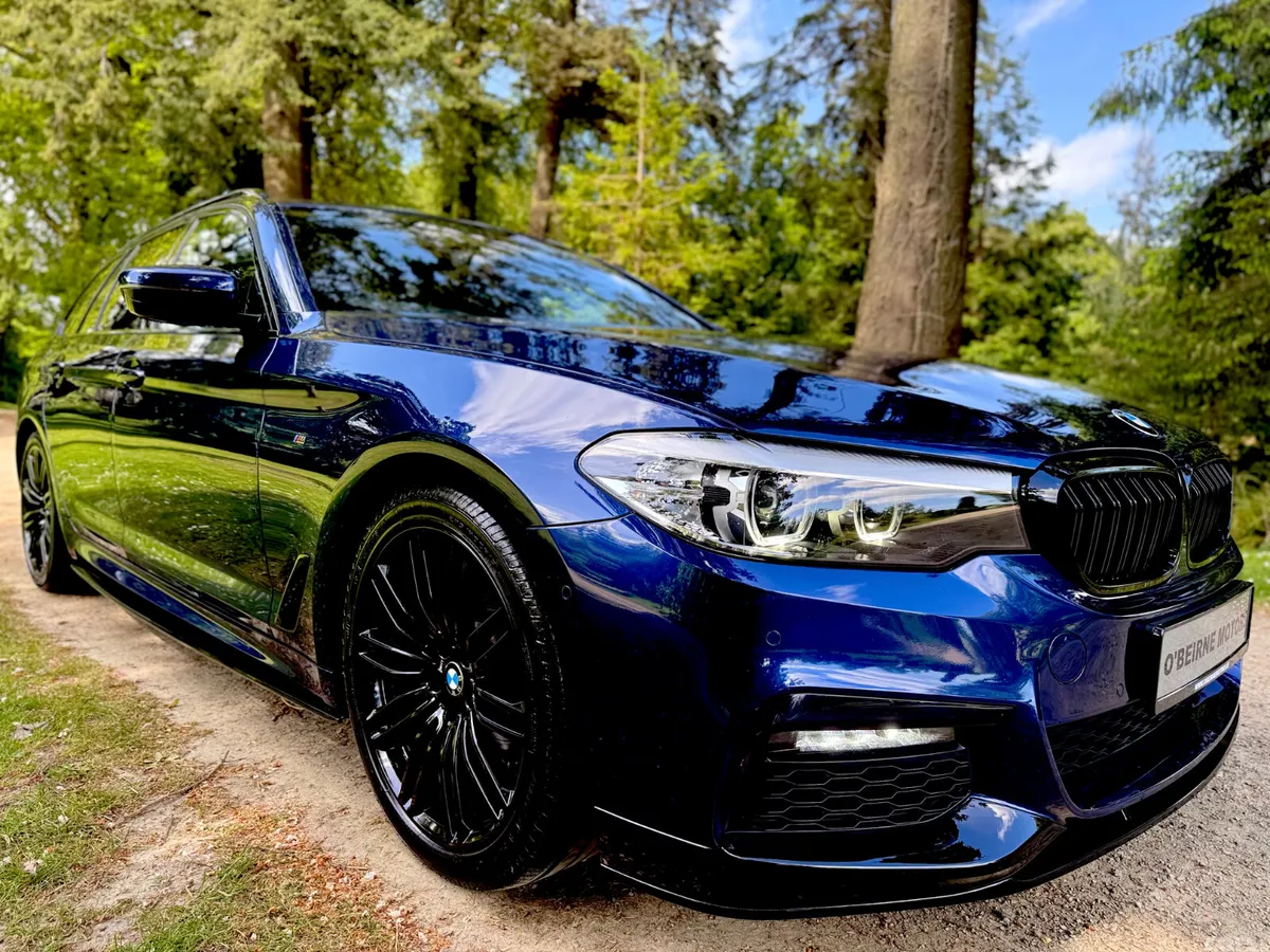 BMW 5-Series Estate, Diesel, 2019, Blue