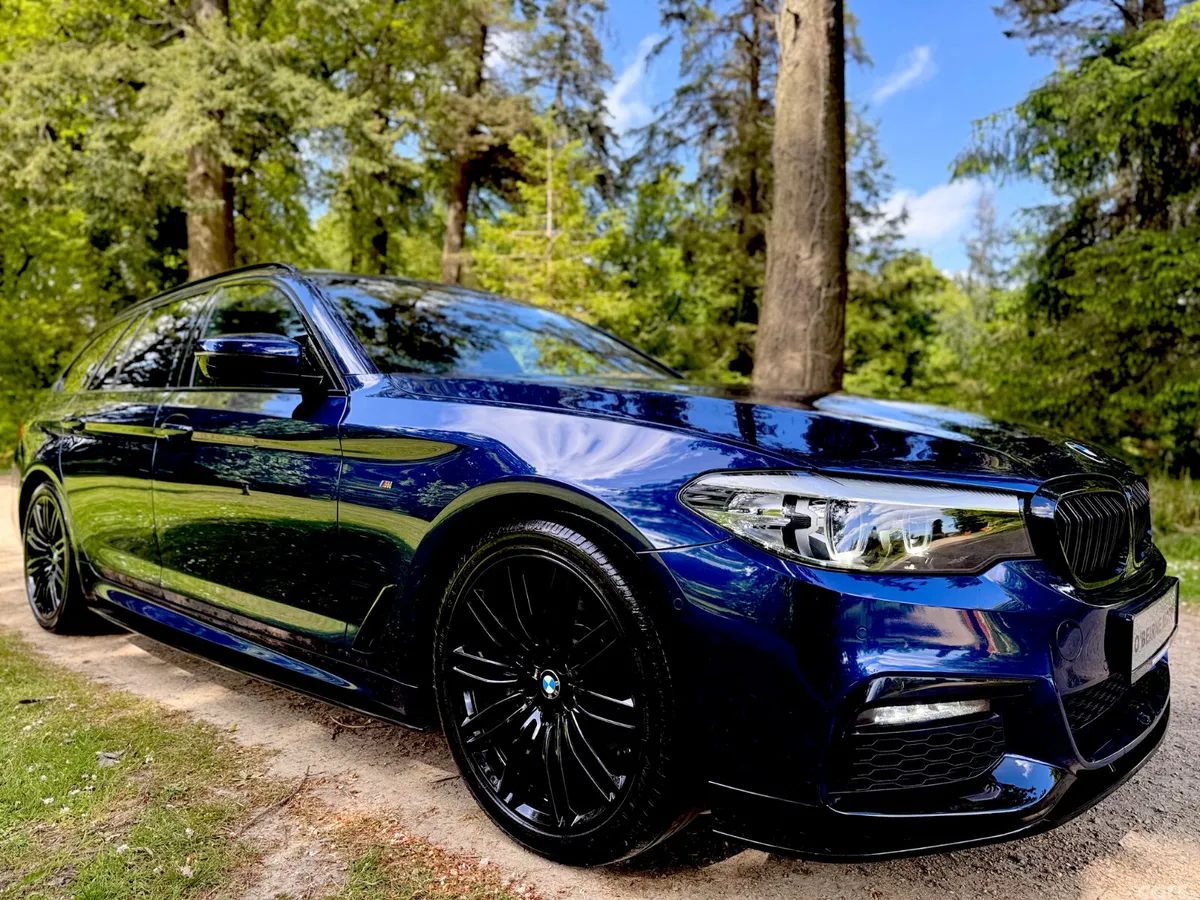 BMW 5-Series Estate, Diesel, 2019, Blue