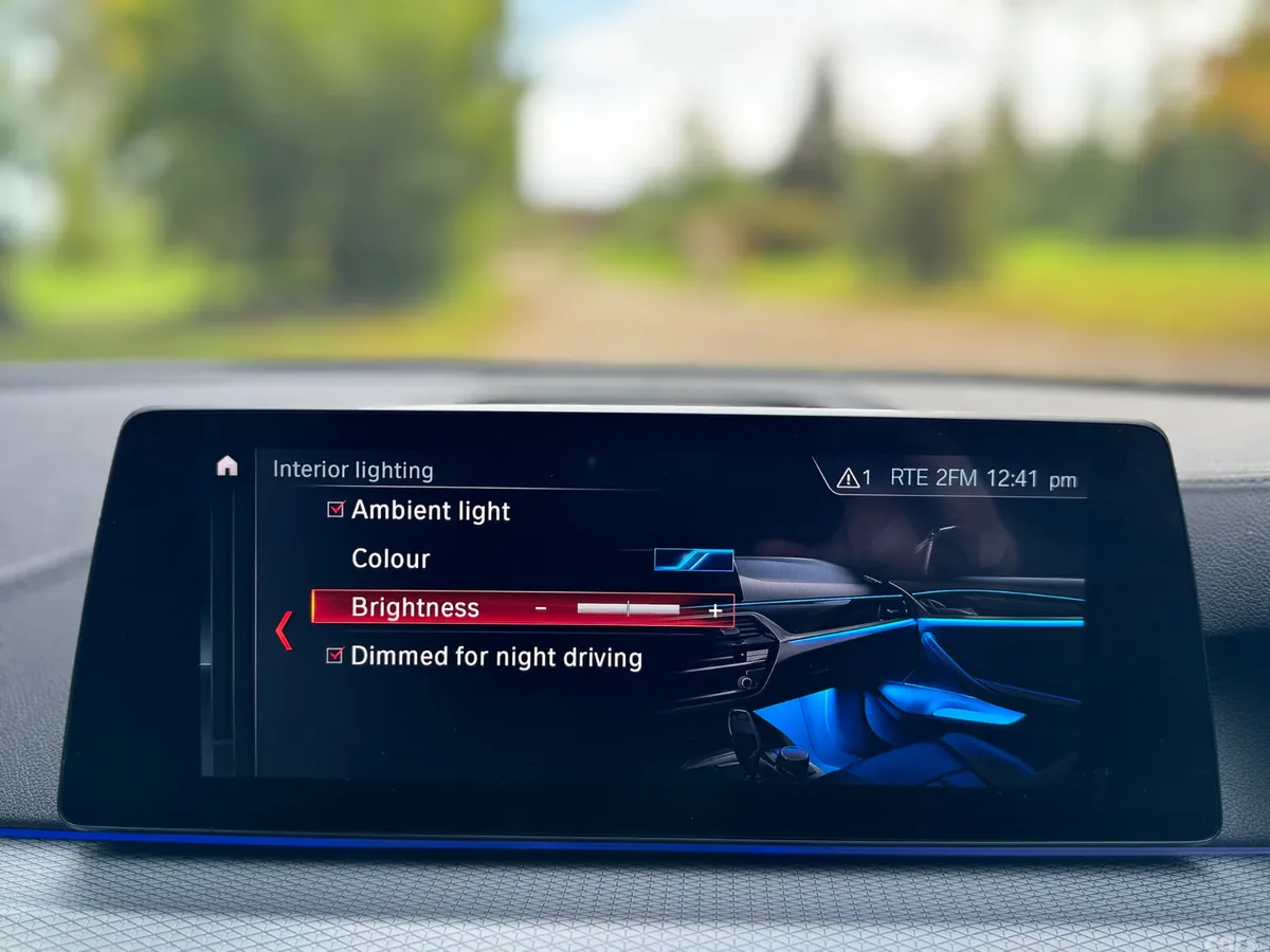 BMW 5-Series Estate, Diesel, 2019, Blue