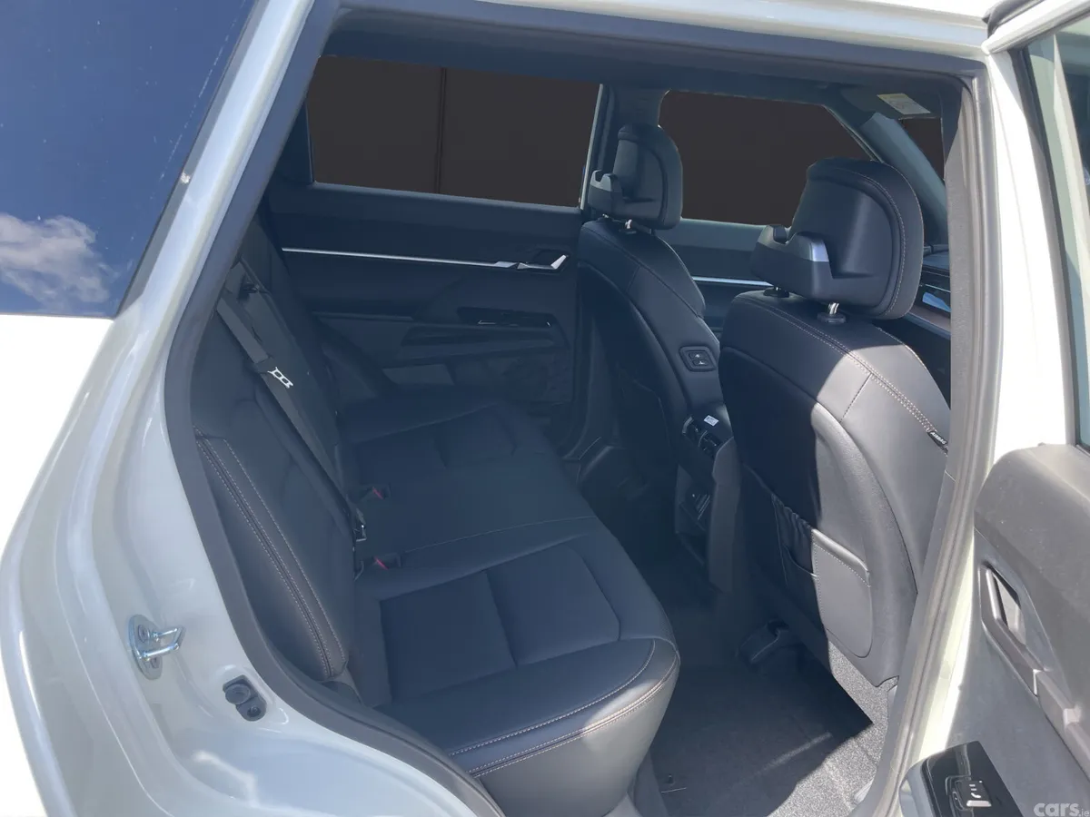 SsangYong Torres Hatchback, Petrol Hybrid, 2026, White