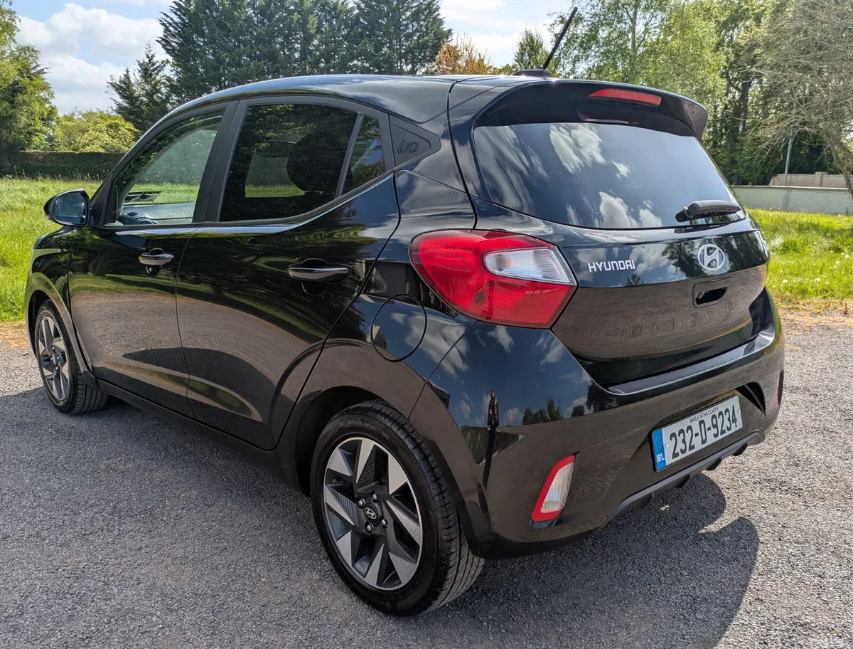 Hyundai i10 Hatchback, Petrol, 2023, Black