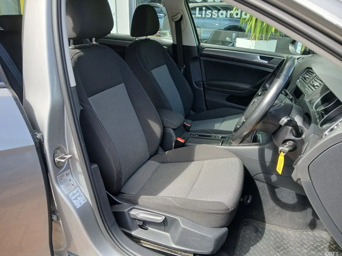 Volkswagen Golf Hatchback, Diesel, 2016, Silver