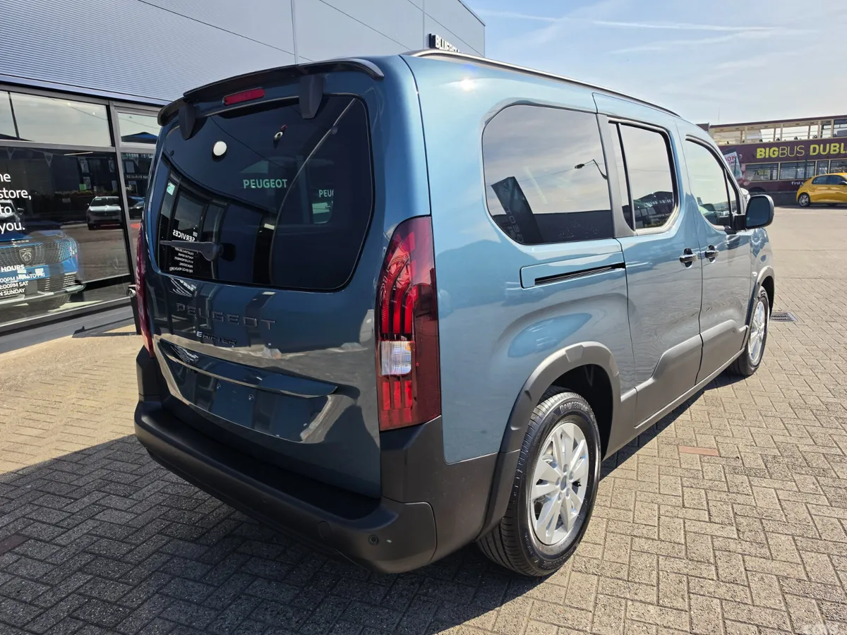 Peugeot e-Rifter MPV, Electric, 2026, Blue