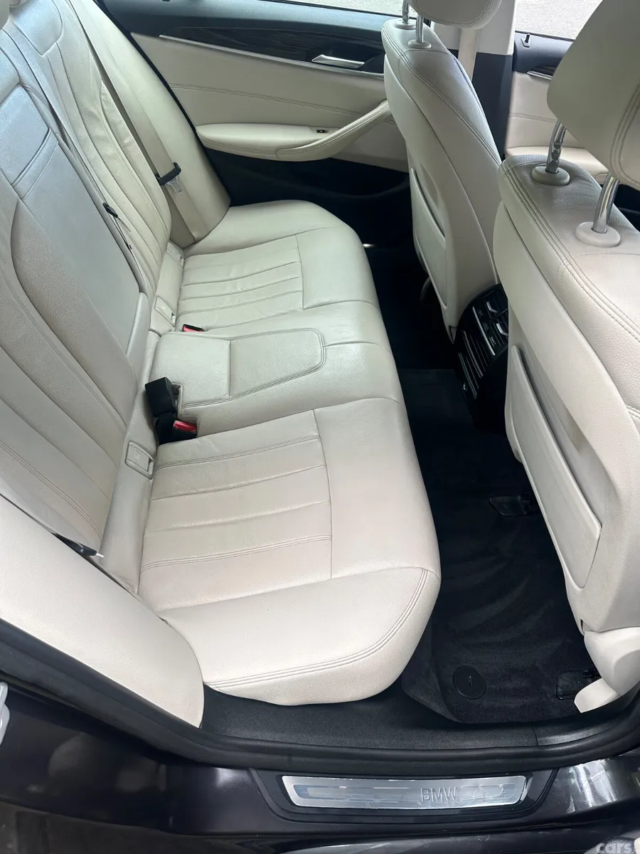 BMW 5-Series Saloon, Diesel, 2018, Grey