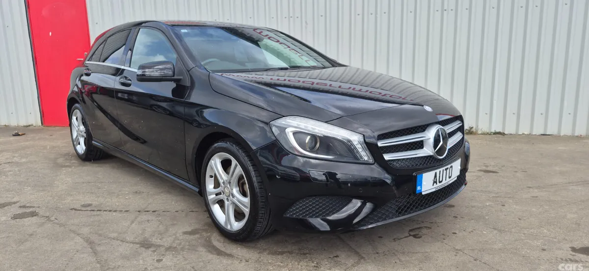 Mercedes-Benz A-Class Hatchback, Petrol, 2015, Black