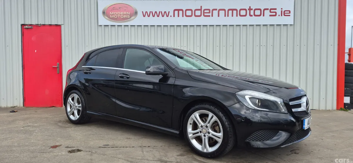 Mercedes-Benz A-Class Hatchback, Petrol, 2015, Black