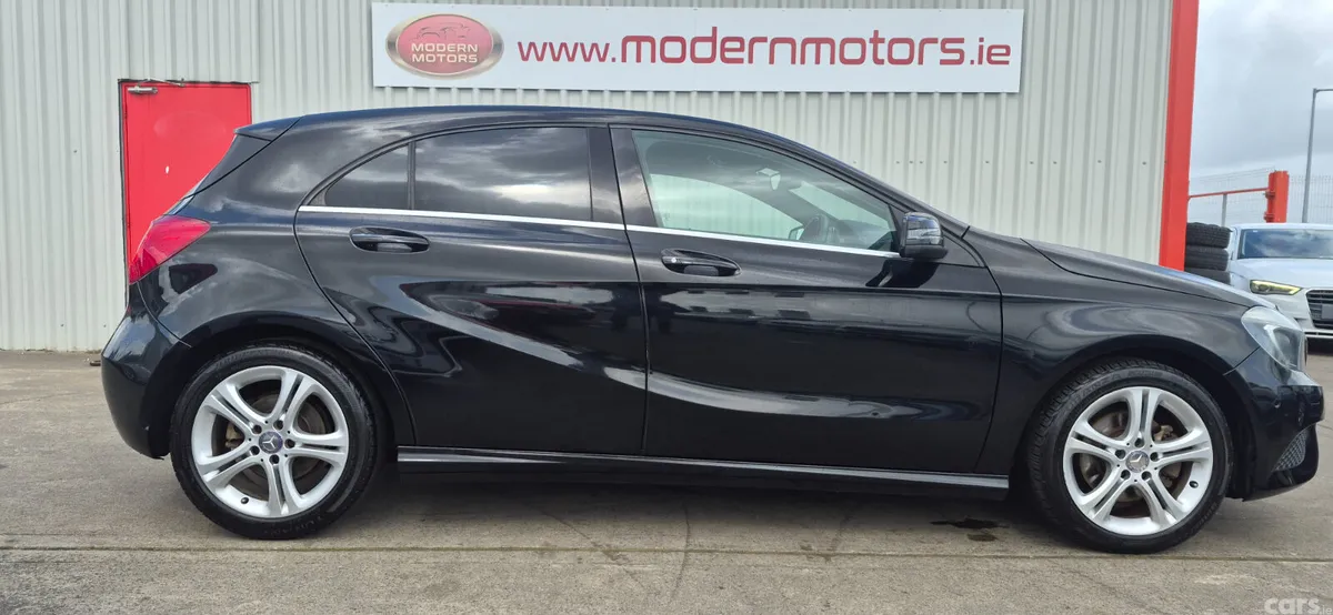 Mercedes-Benz A-Class Hatchback, Petrol, 2015, Black