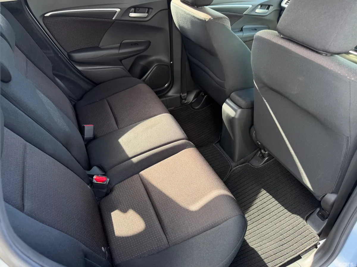 Honda Fit Hatchback, Petrol Hybrid, 2017, Blue
