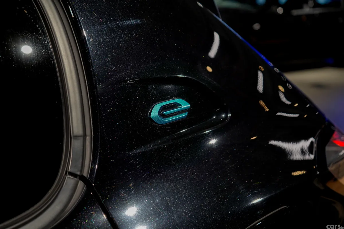 Peugeot 208 Hatchback, Electric, 2023, Black