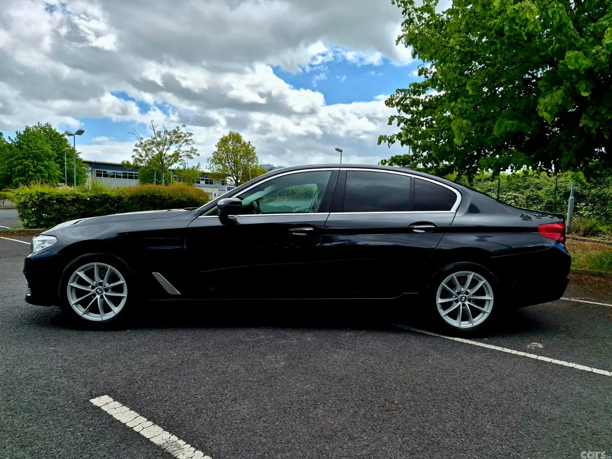 BMW 5-Series Saloon, Diesel, 2018, Grey