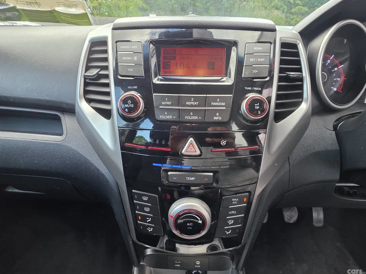 SsangYong Tivoli SUV, Petrol, 2021, Grey