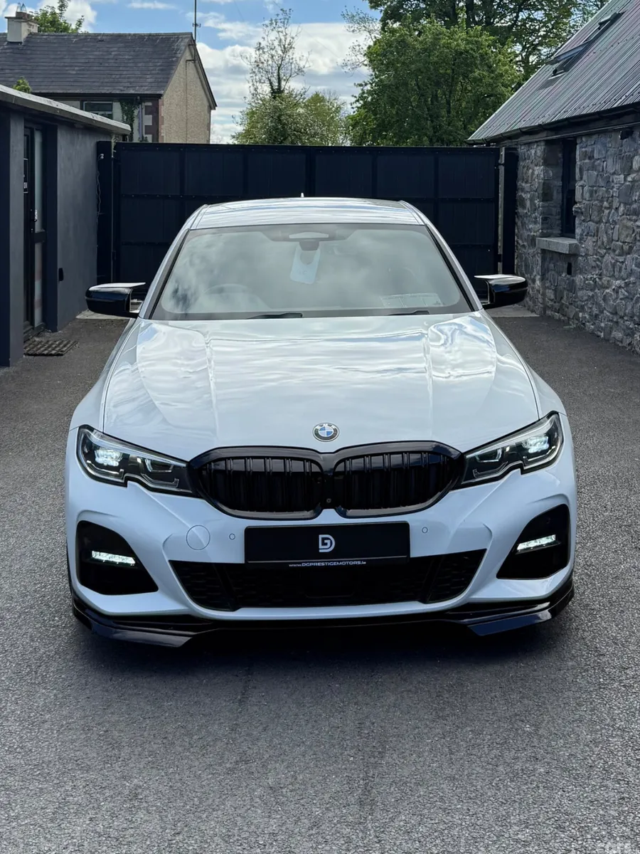 BMW 3-Series Saloon, Diesel, 2019, White