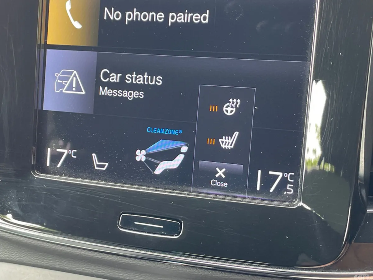 Volvo XC40 SUV, Petrol Plug-in Hybrid, 2023, Grey