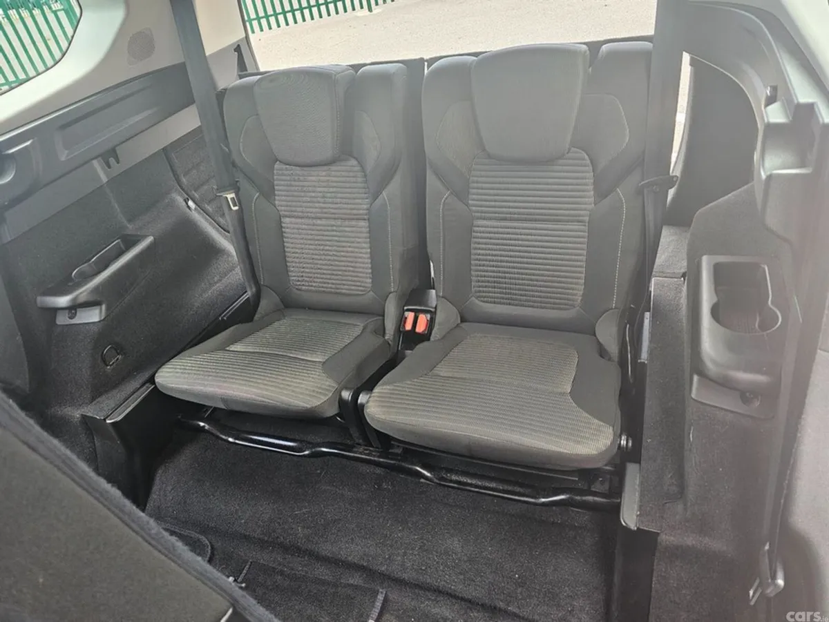 Renault Grand Scenic Hatchback, Diesel, 2020, Red