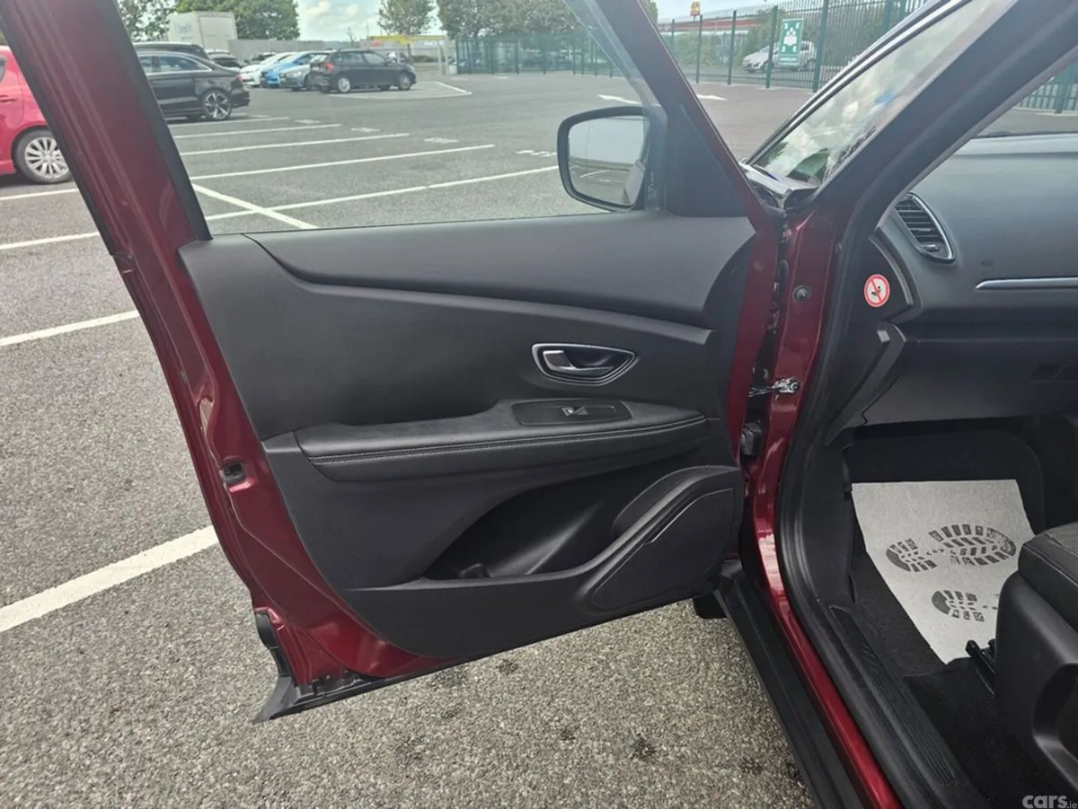 Renault Grand Scenic Hatchback, Diesel, 2020, Red