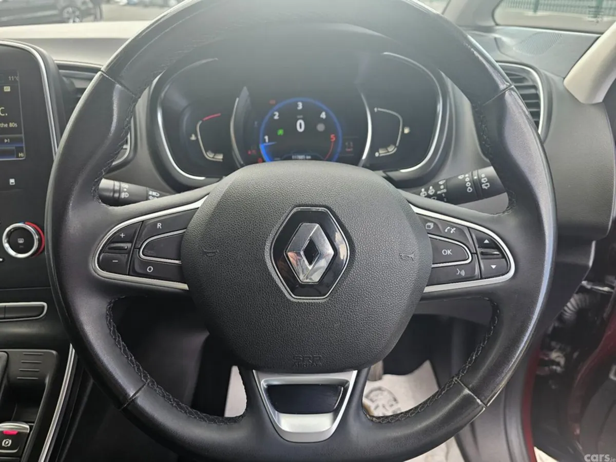 Renault Grand Scenic Hatchback, Diesel, 2020, Red
