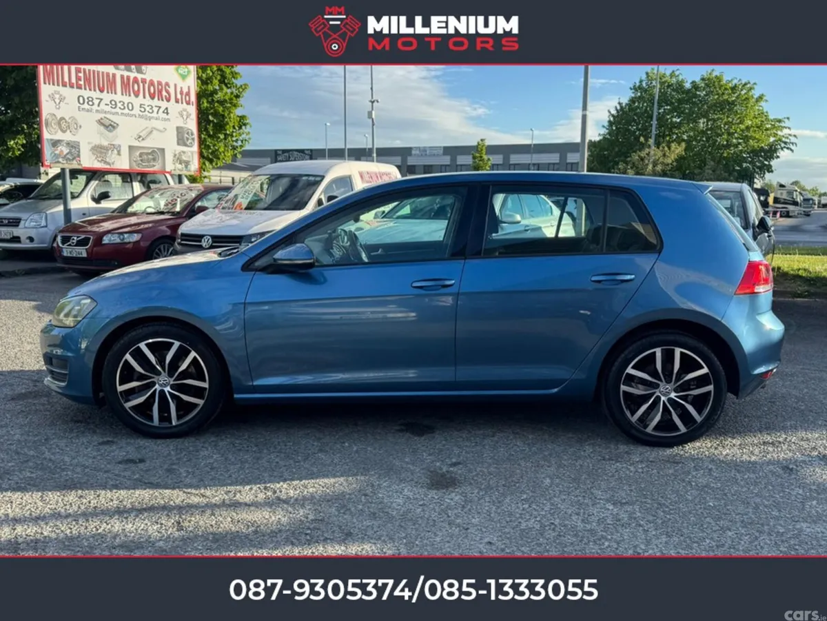 Volkswagen Golf Hatchback, Petrol, 2013, Blue