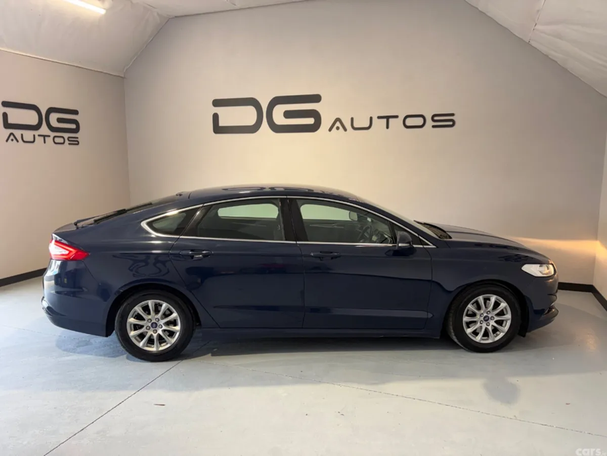 Ford Mondeo Hatchback, Diesel, 2017, Blue