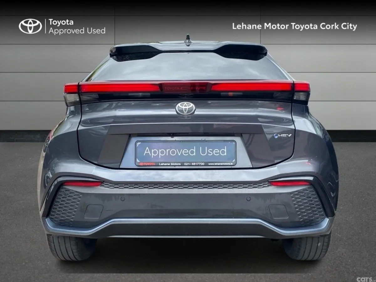 Toyota C-HR SUV, Petrol Hybrid, 2024, Grey