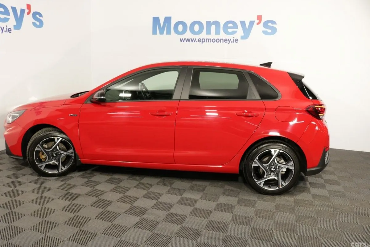 Hyundai i30 Hatchback, Petrol, 2025, Red