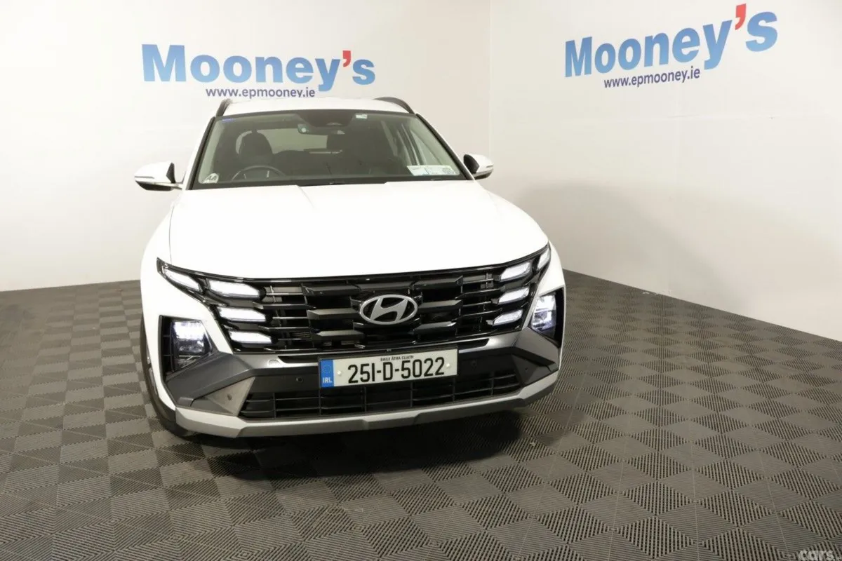 Hyundai Tucson SUV, Petrol Hybrid, 2025, White