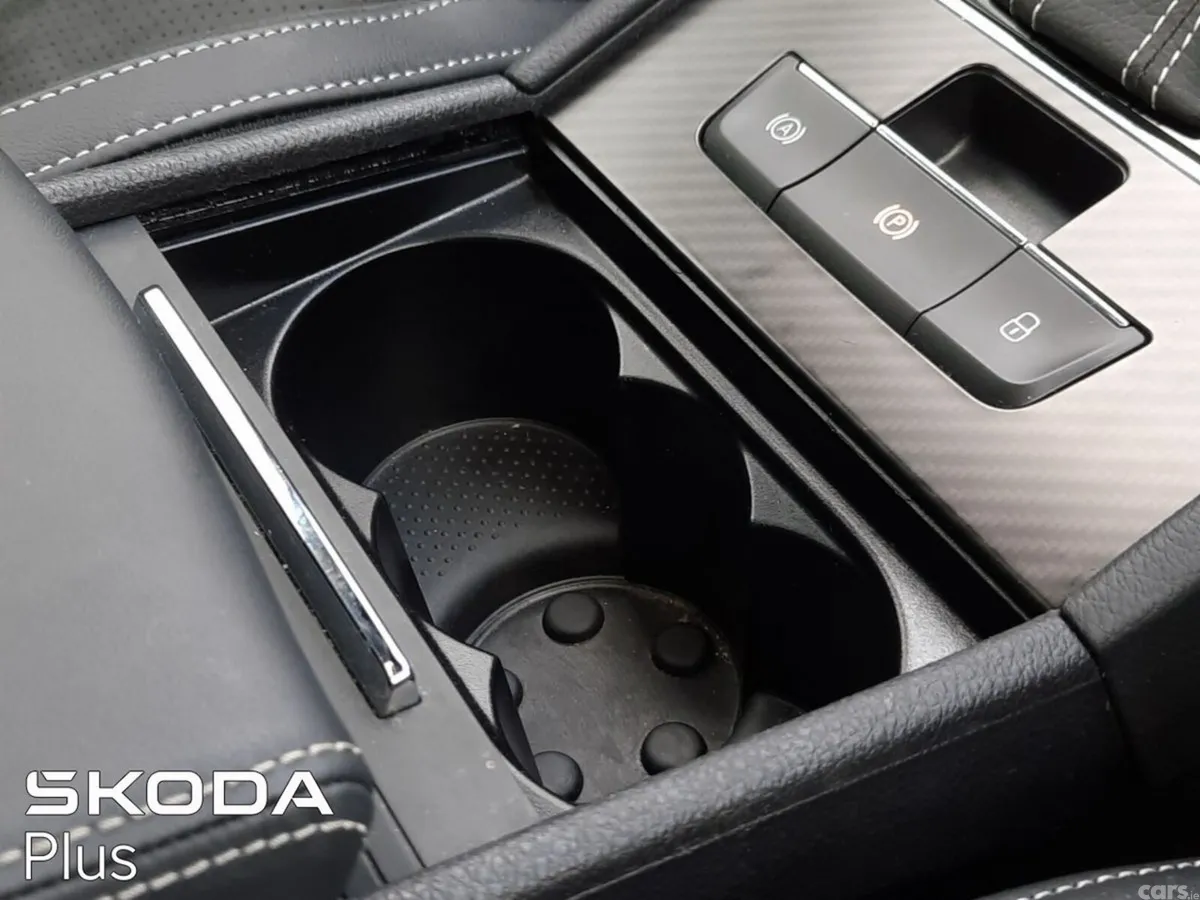 Skoda Superb Saloon, Diesel, 2024, Grey