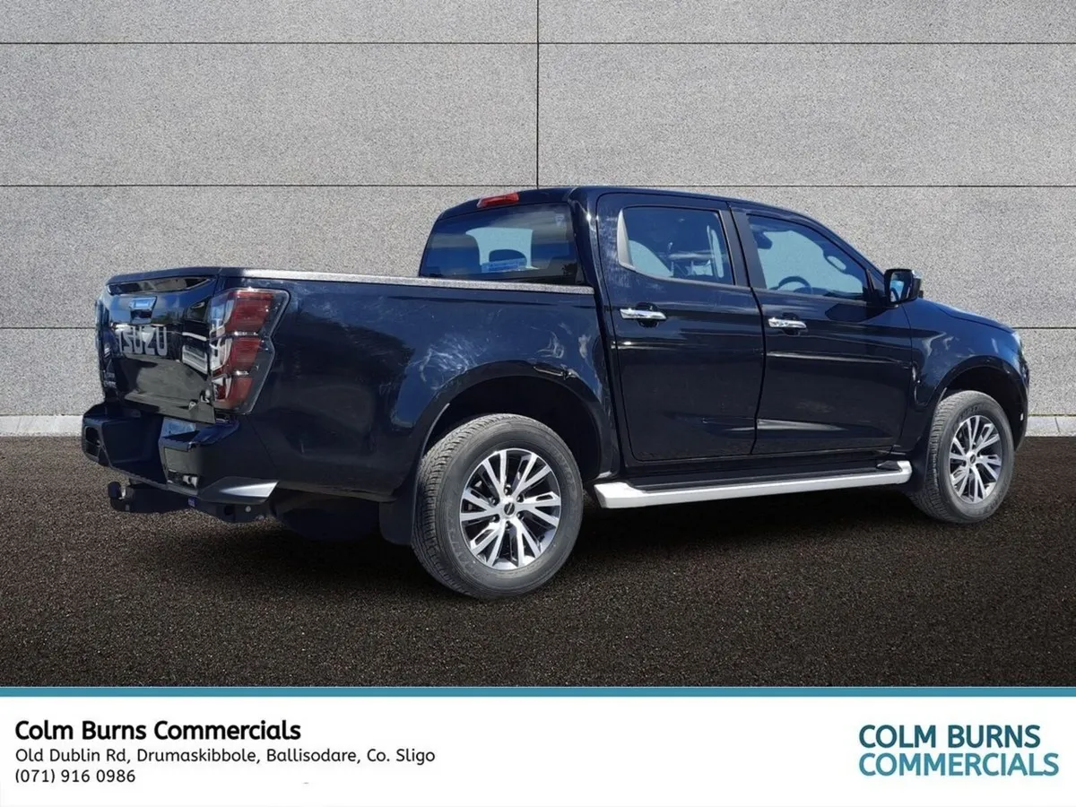 Isuzu D-Max MPV, Diesel, 2025, Black