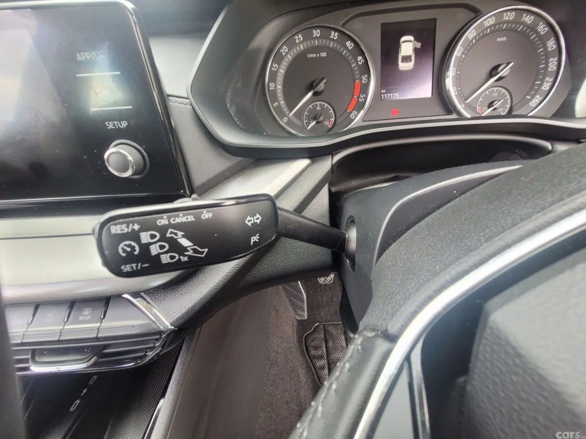 Skoda Octavia Saloon, Diesel, 2024, Black