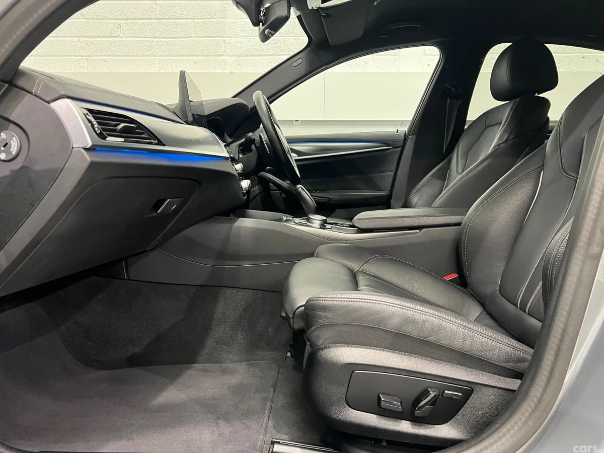 BMW 5-Series Saloon, Petrol Plug-in Hybrid, 2023, Grey
