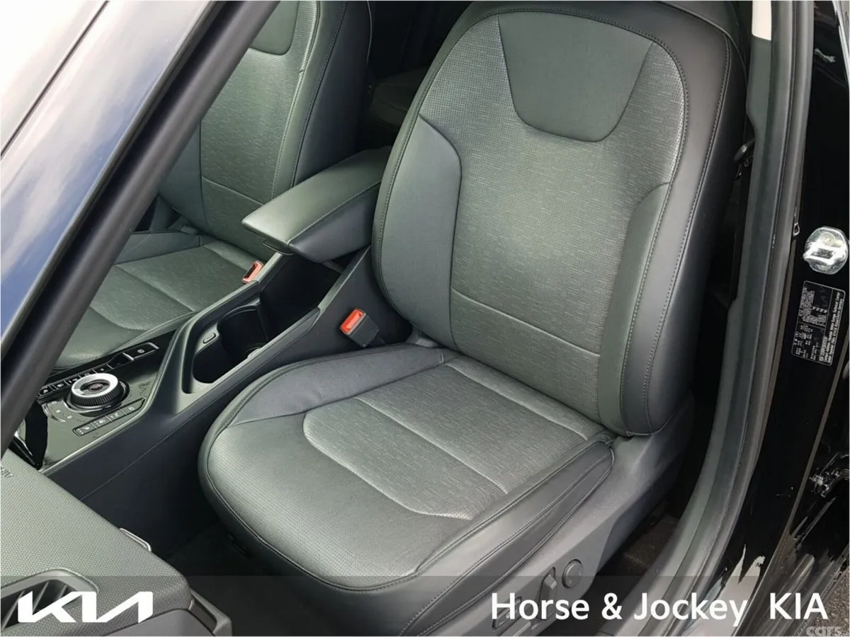 Kia Niro SUV, Petrol Plug-in Hybrid, 2023, Black