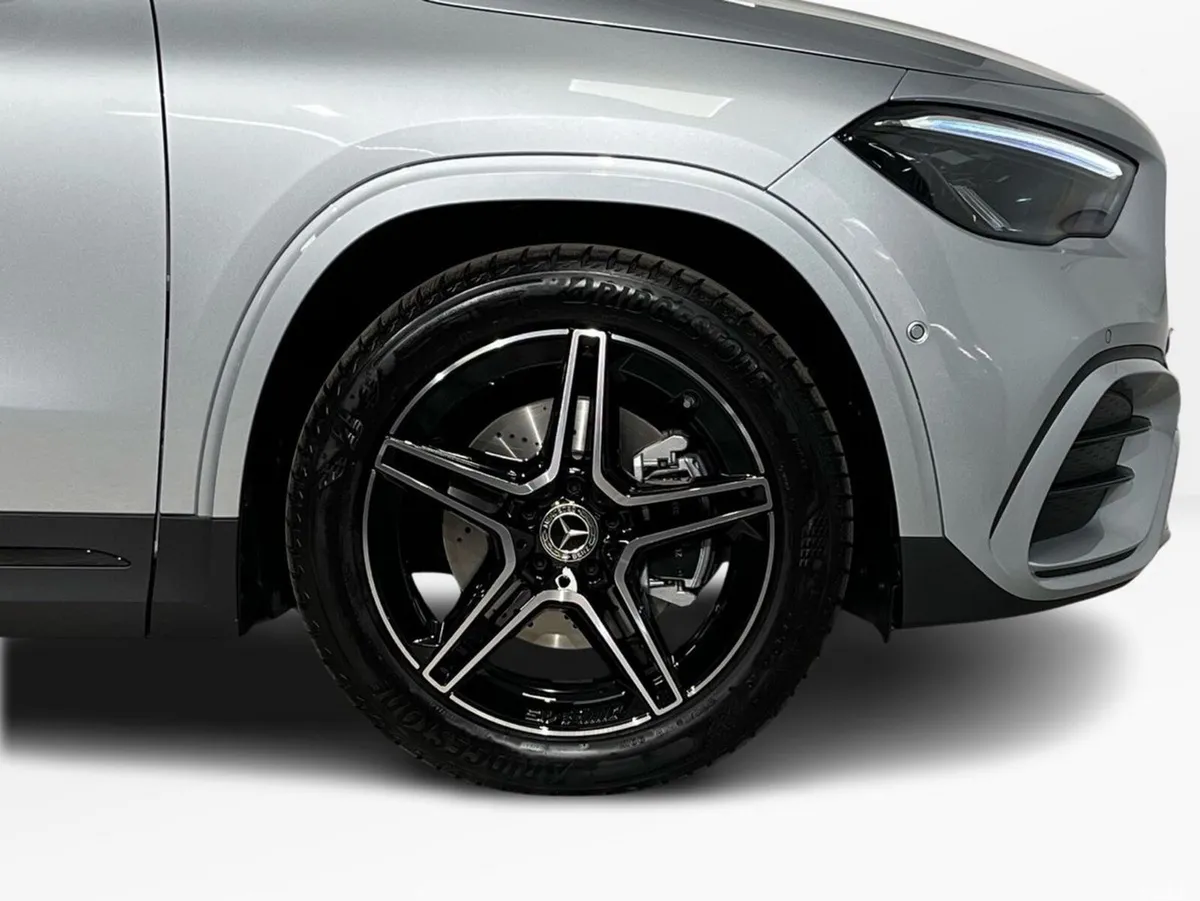Mercedes-Benz GLA SUV, Petrol, 2026, Silver