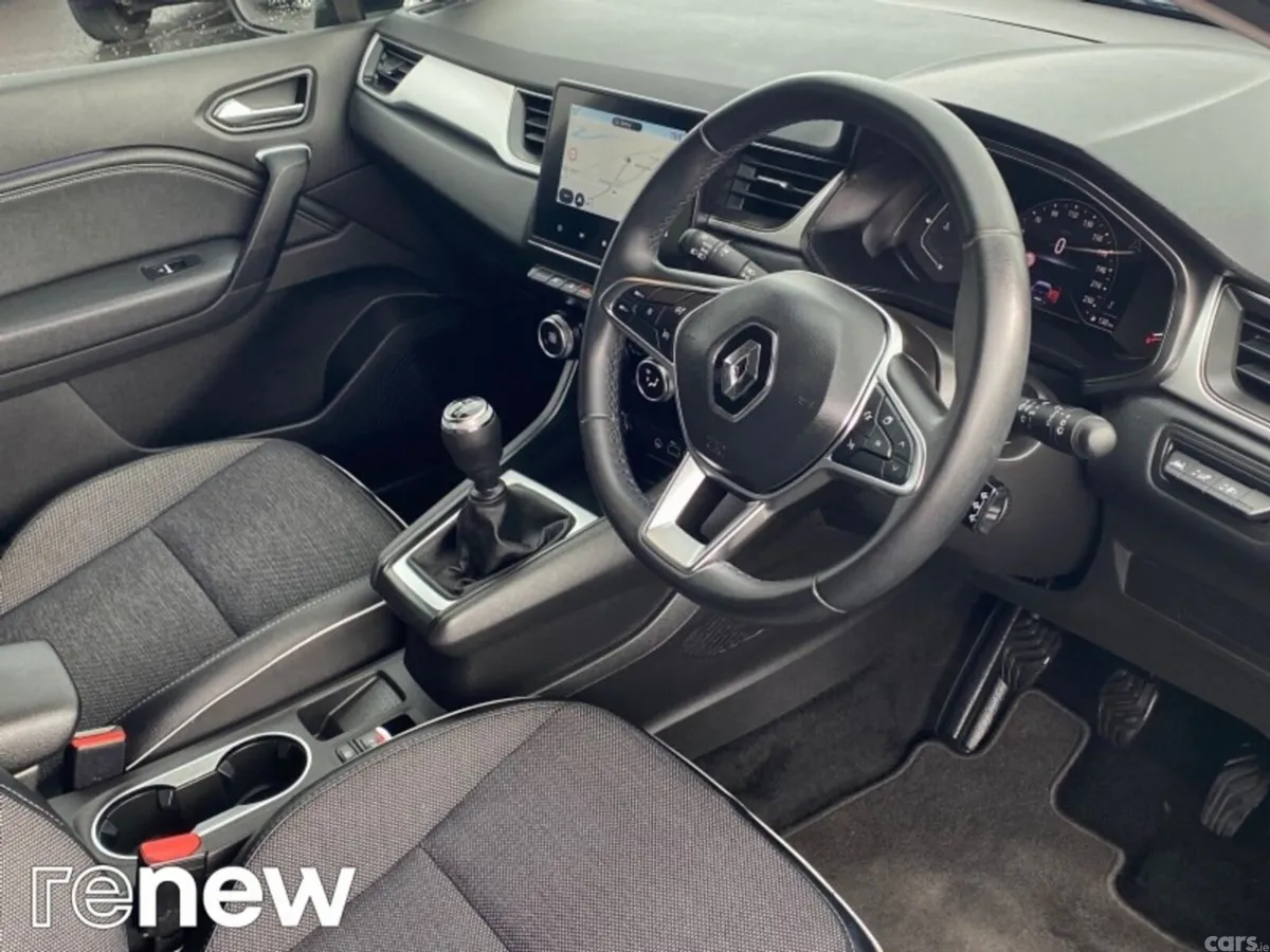 Renault Captur SUV, Petrol, 2023, Blue