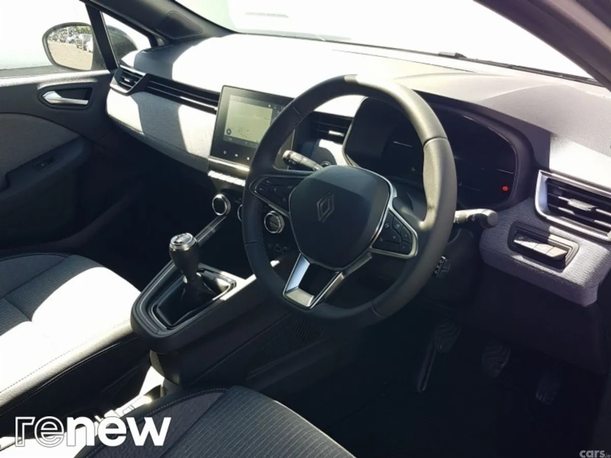 Renault Clio Hatchback, Petrol, 2026, Grey
